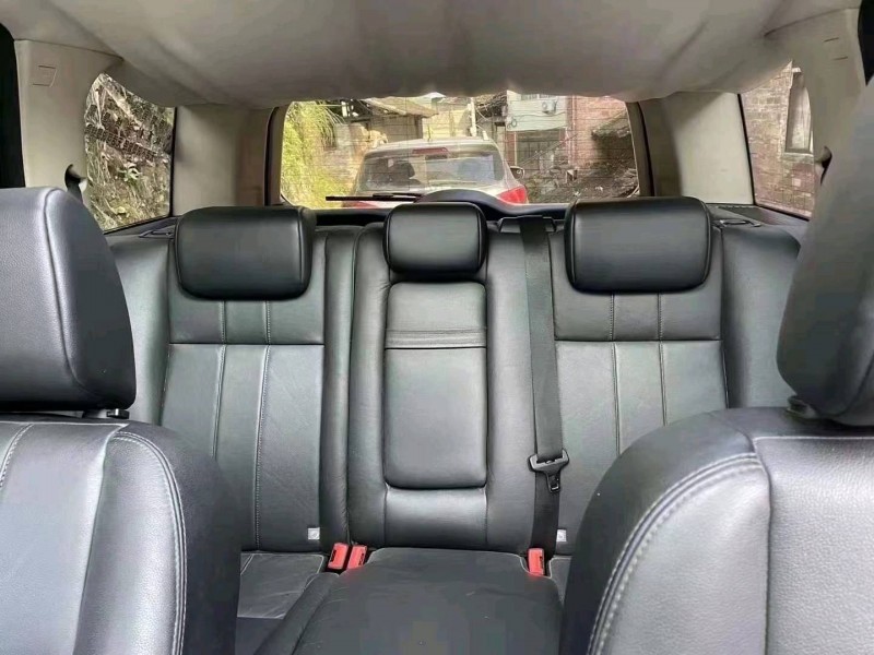 东营13年路虎神行者6