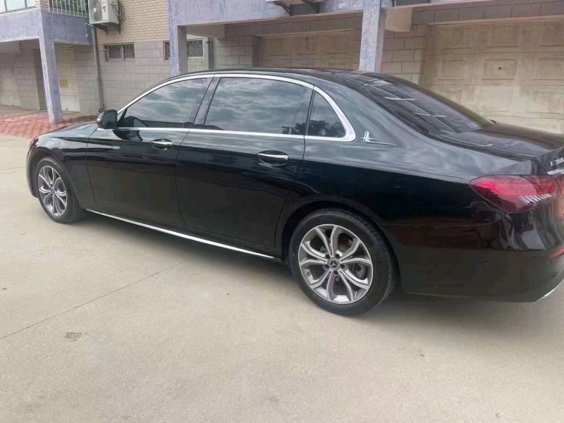 东营20年奔驰E8