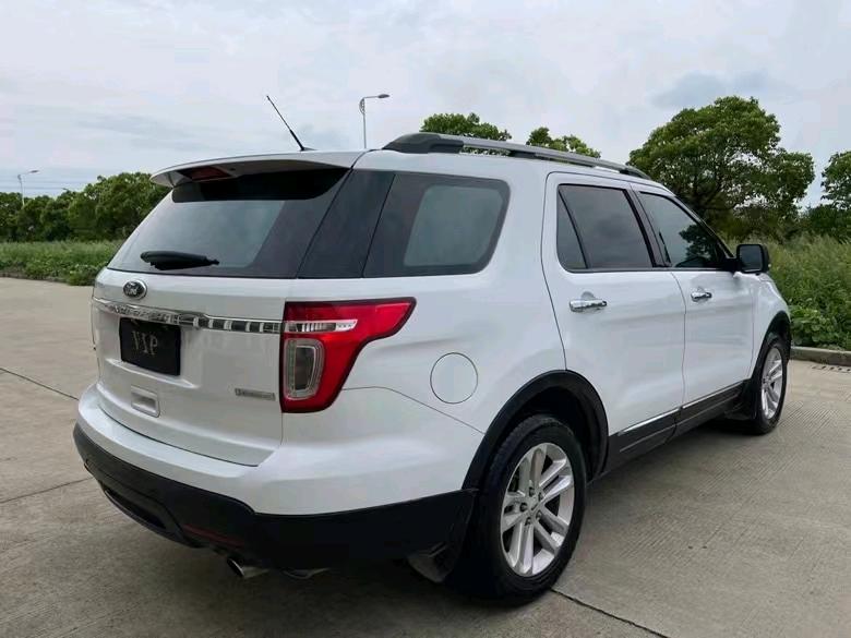 盐城16年福特探险者8