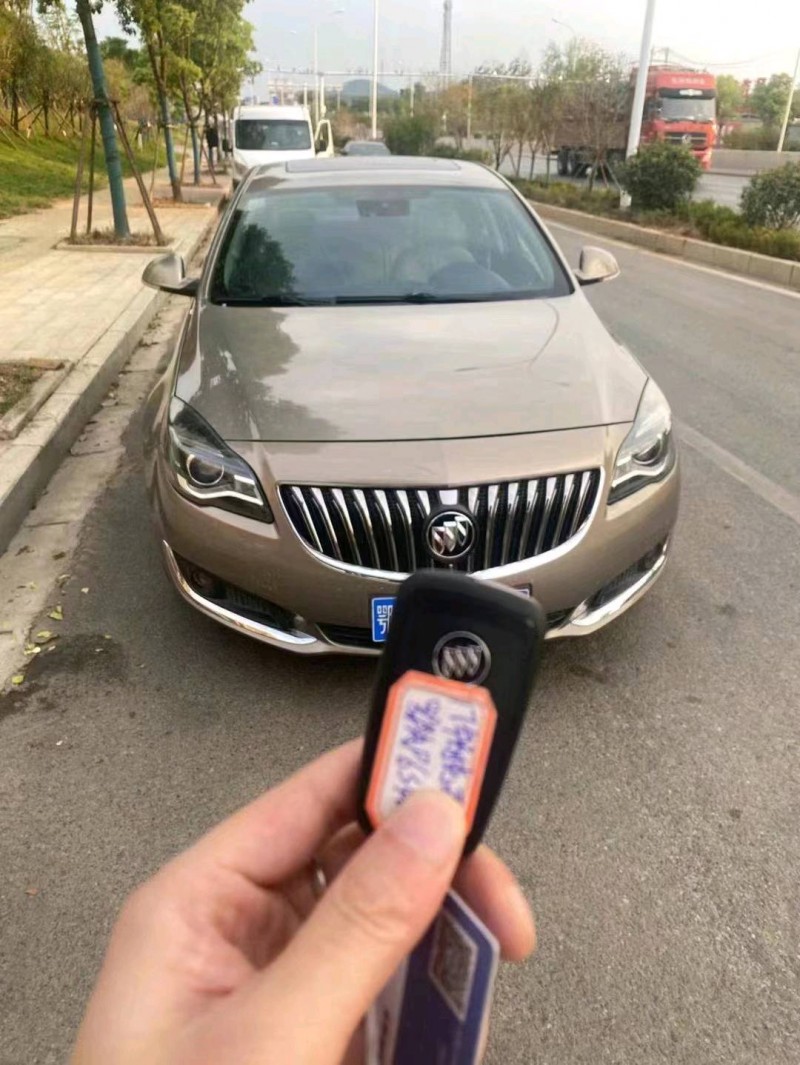 北京17年别克君威1