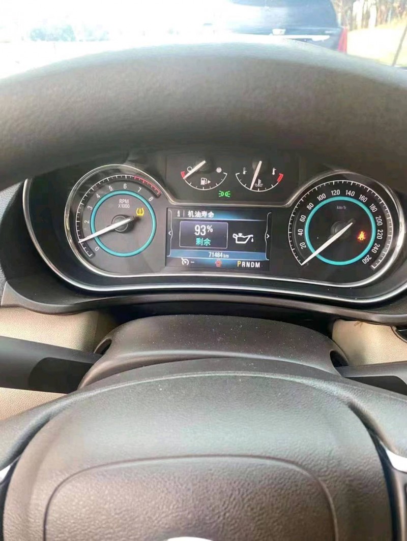 北京17年别克君威6