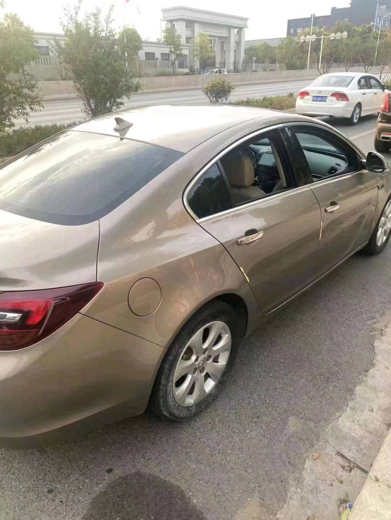 北京17年别克君威9