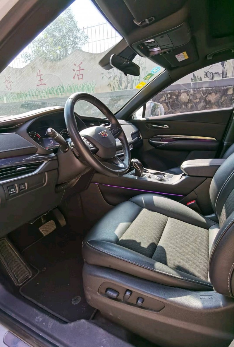 东莞19年凯迪拉克XT44