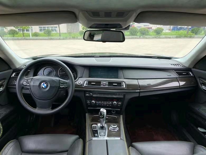 盐城11年宝马7系7