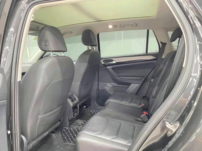 济宁20年大众探岳5