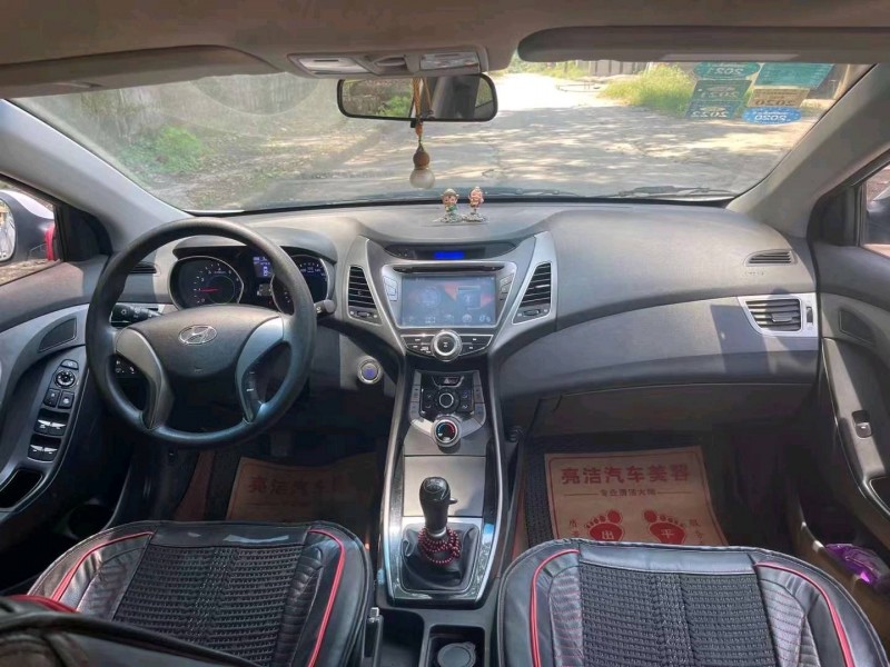 成都14年现代朗动7