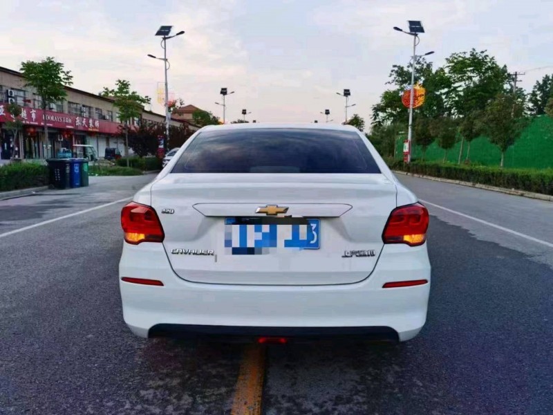 北京18年雪佛兰科沃兹9