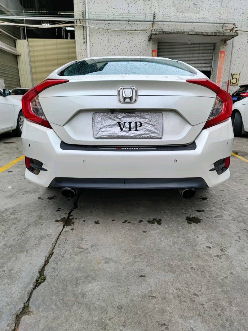 广州17年本田思域9