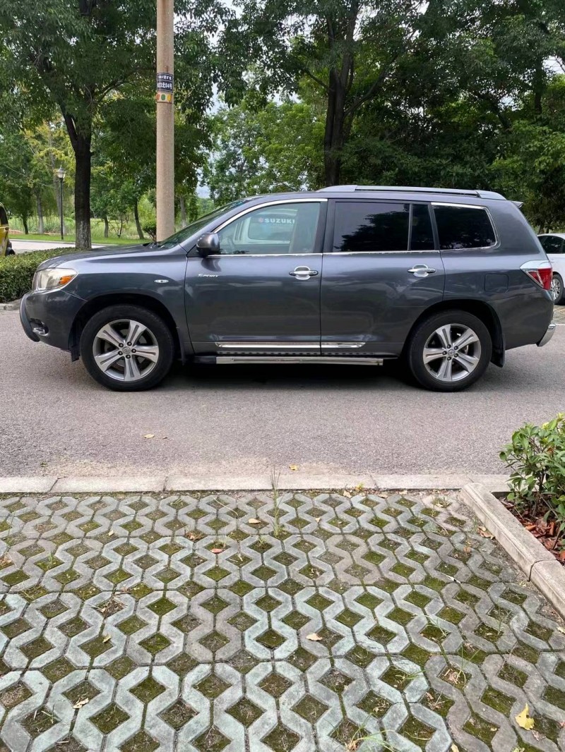 徐州12年丰田汉兰达5