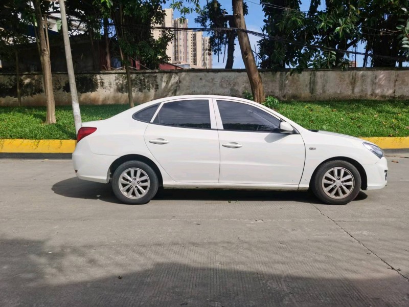 东莞18年现代悦动4