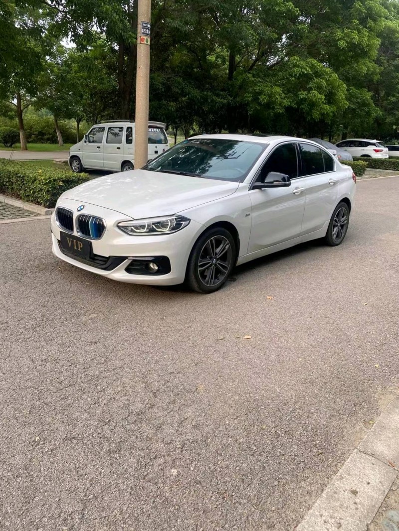 徐州18年宝马1系8