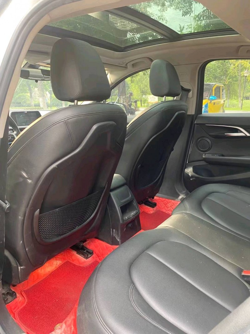 徐州18年宝马1系4