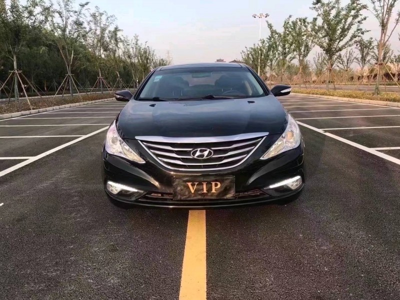 徐州13年现代索纳塔八9