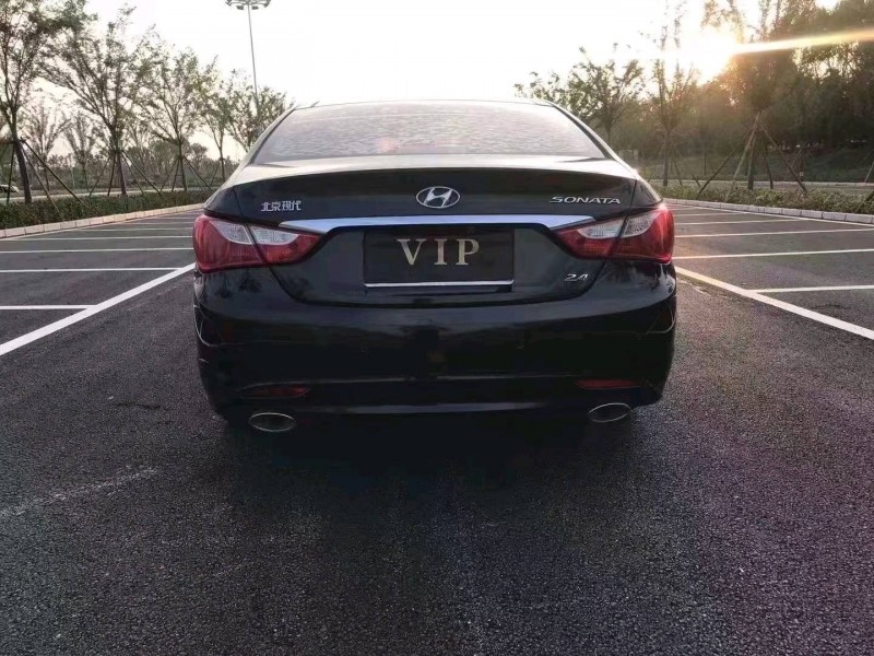 徐州13年现代索纳塔八1