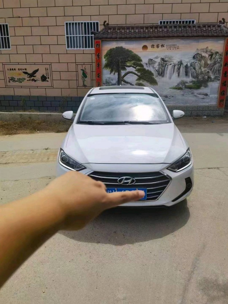 北京18年现代领动8