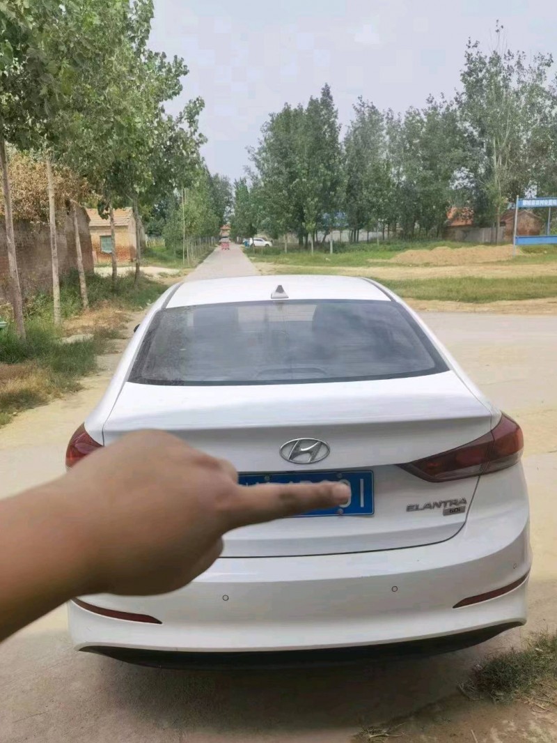 北京18年现代领动3