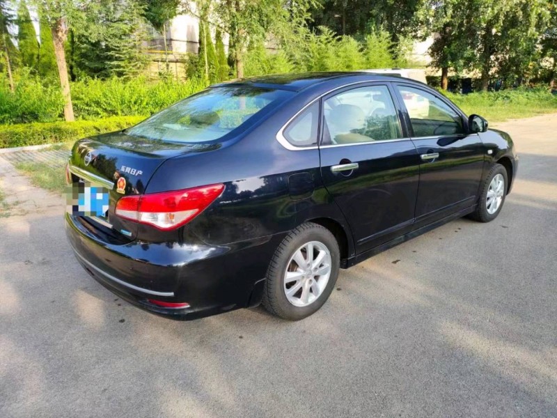 北京13年日产轩逸6