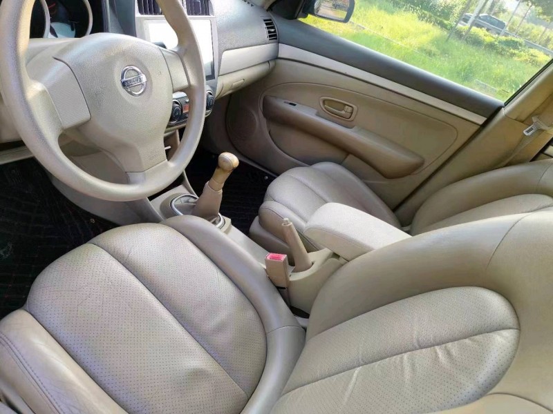 北京13年日产轩逸7