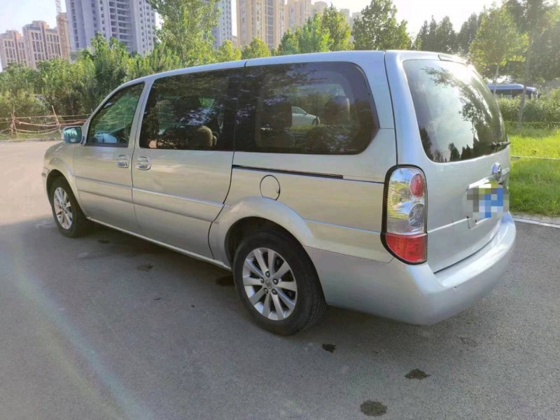 北京12年别克GL86