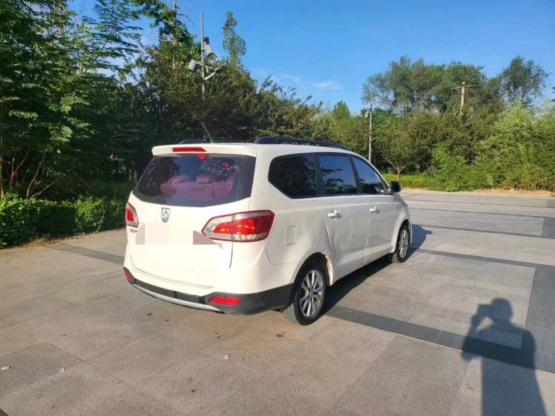 北京16年宝马7系4