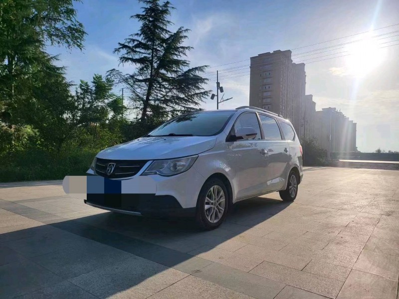 北京16年宝马7系3