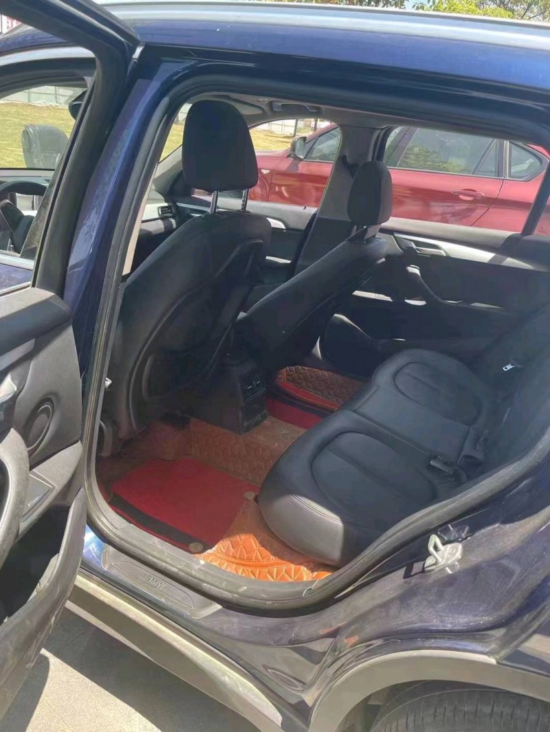 北京18年宝马X14