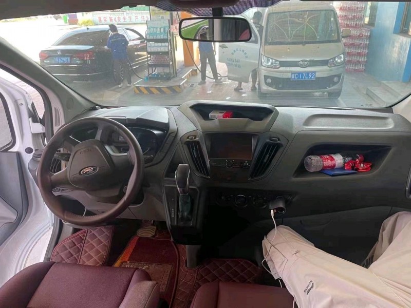 邢台18年福特全顺5