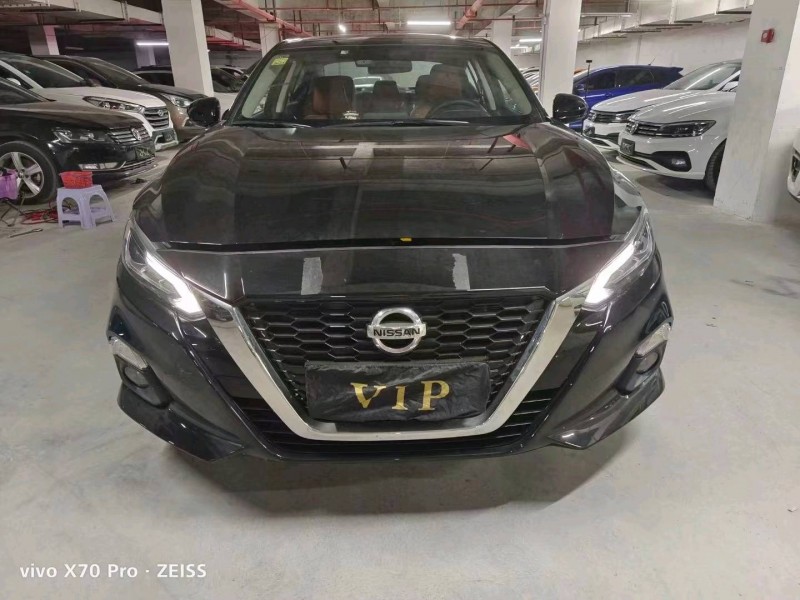 貴陽20年日產天籟1