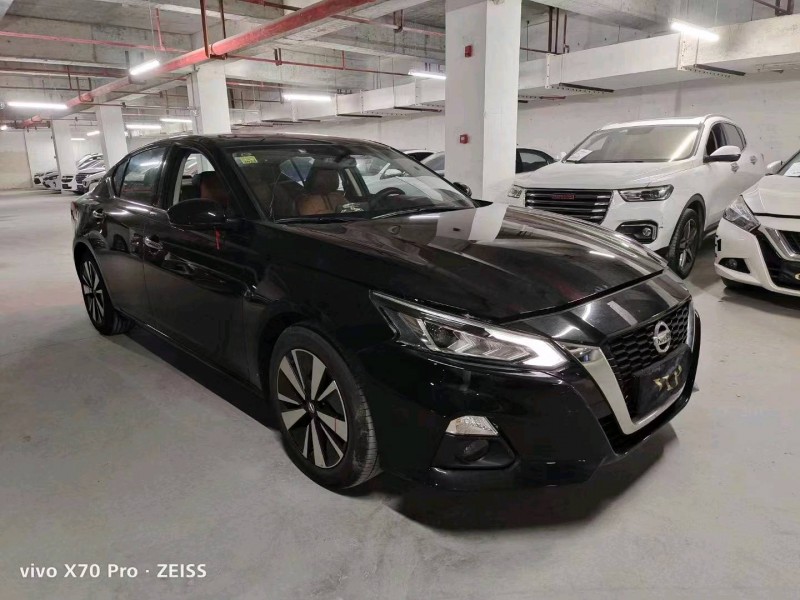 貴陽20年日產天籟2