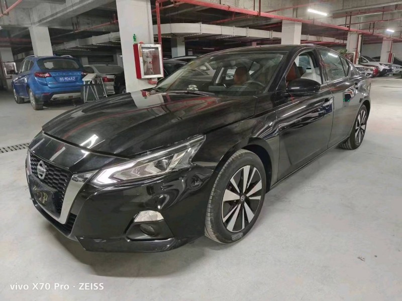 貴陽20年日產天籟3