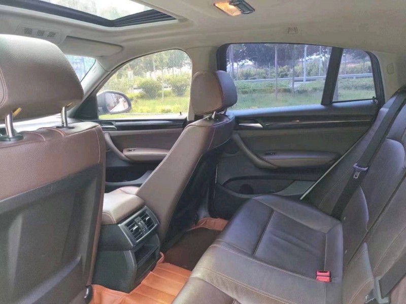 东营17年宝马X47