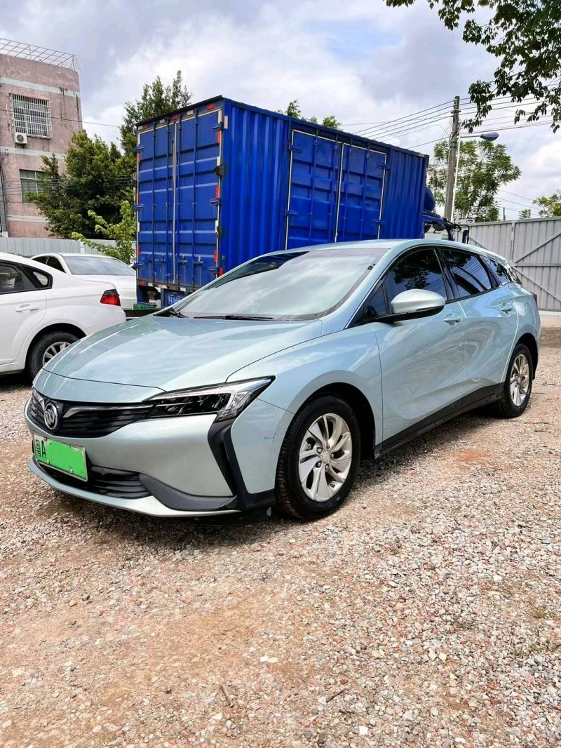 广州22年别克微蓝3