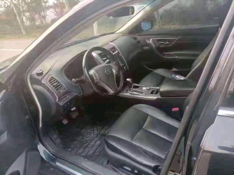 徐州14年日产天籁4