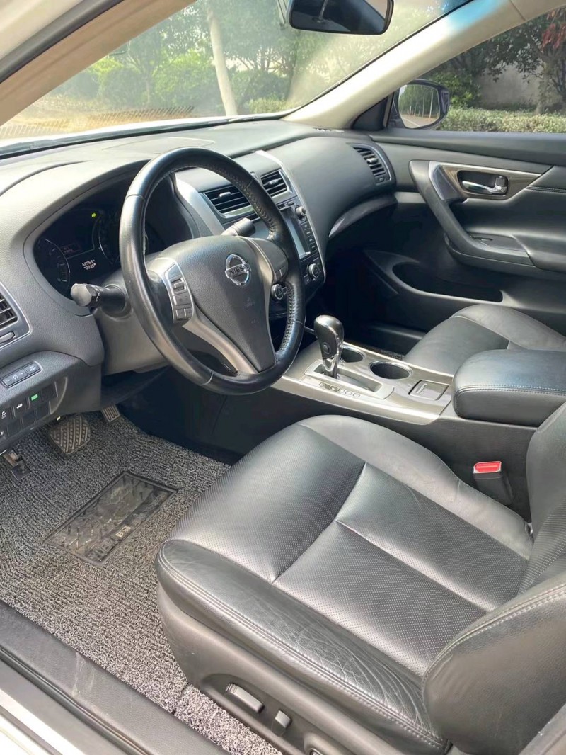 徐州14年日产天籁6