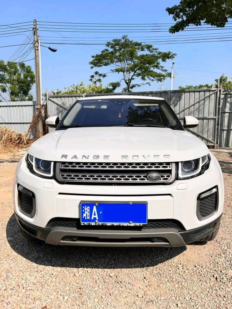 广州17年路虎极光1