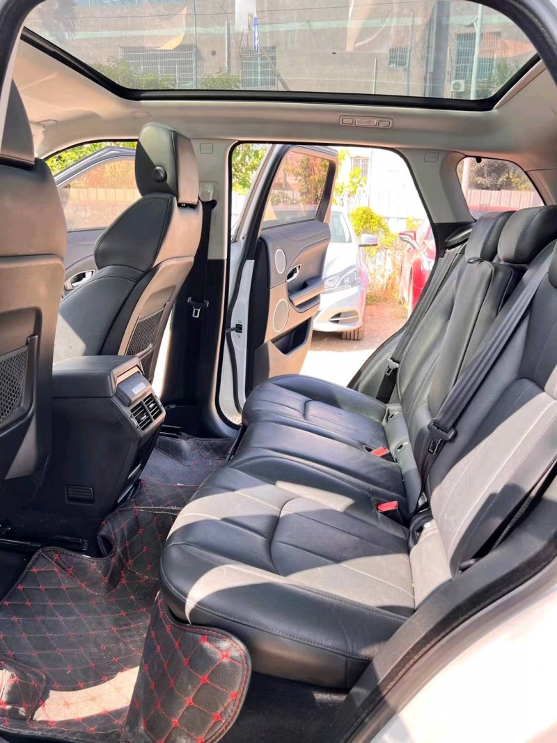 广州17年路虎极光4