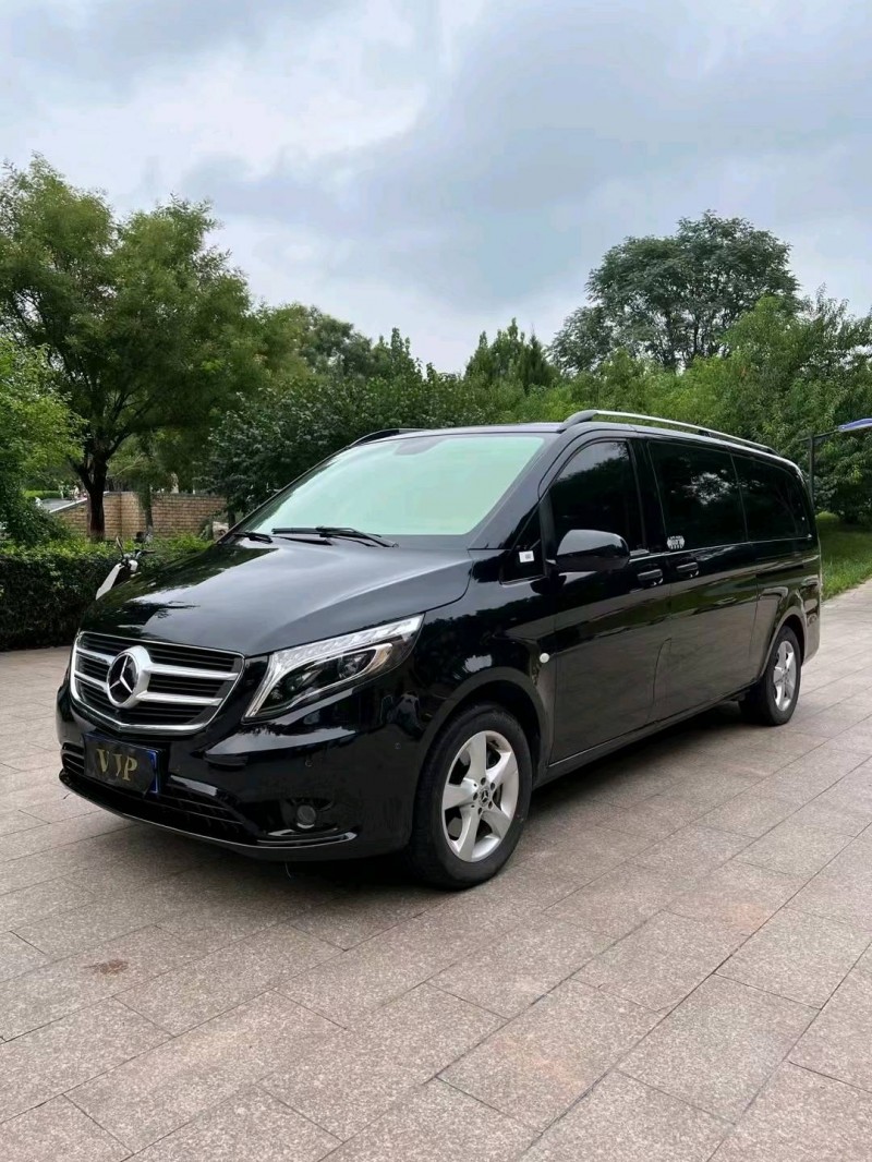 邢台19年奔驰威霆8