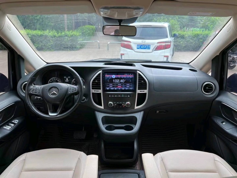 邢台19年奔驰威霆3