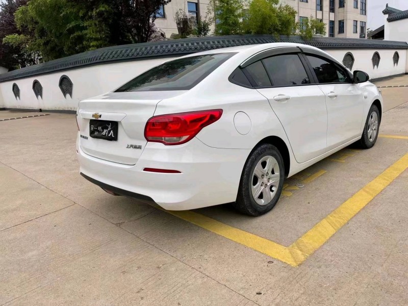 徐州18年雪佛兰科沃兹5