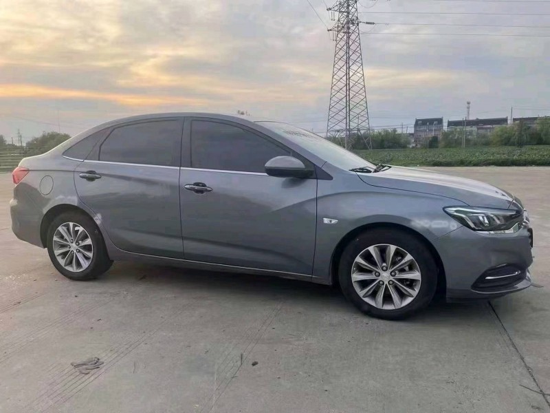 徐州21年雪佛兰科沃兹2