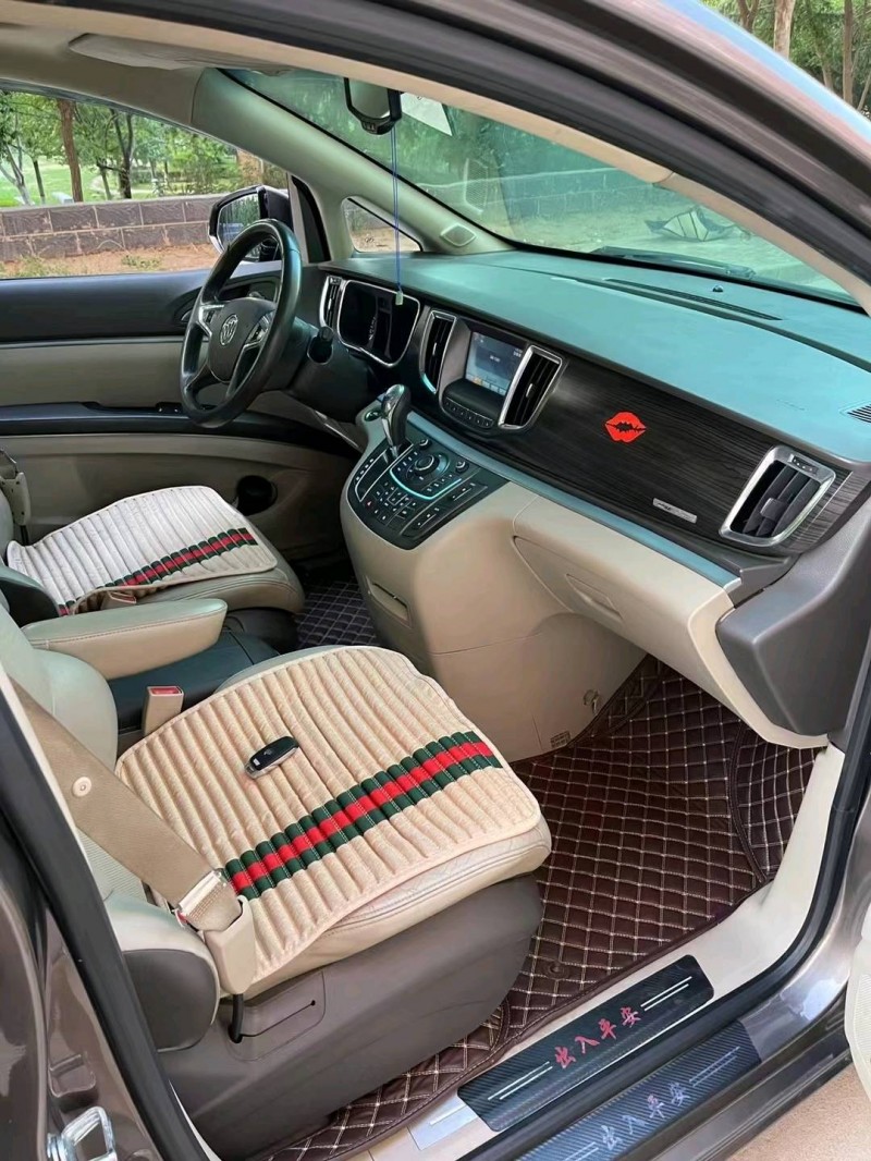 邢台11年别克GL86