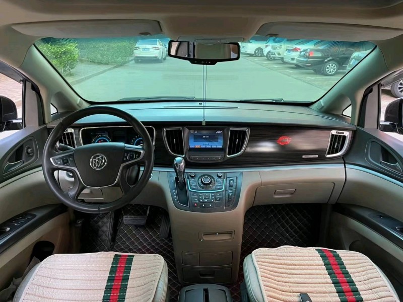 邢台11年别克GL89