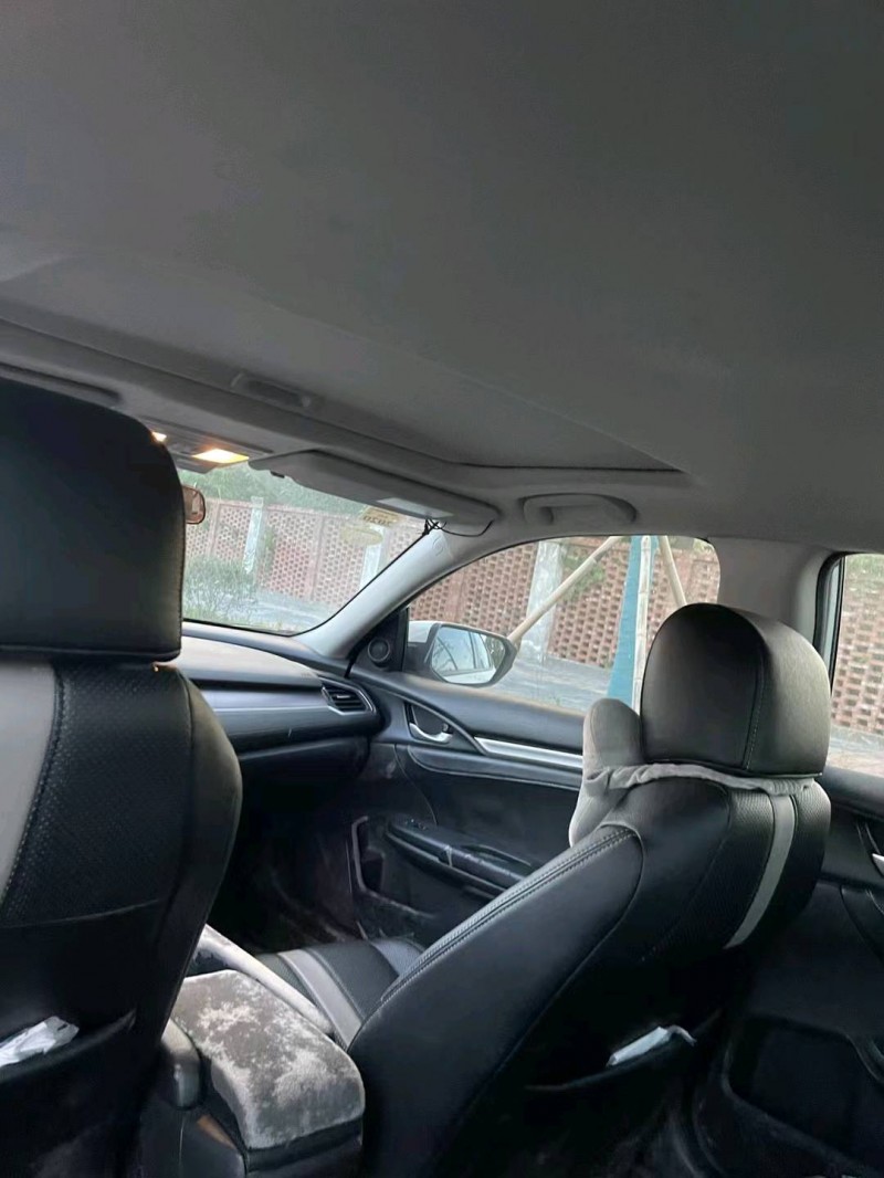 北京18年本田思域5