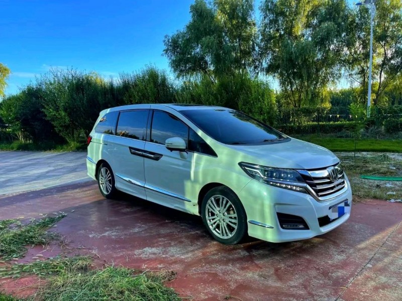 东营17年本田艾力绅2