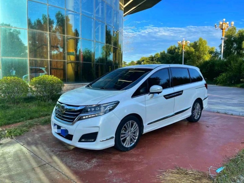 东营17年本田艾力绅3