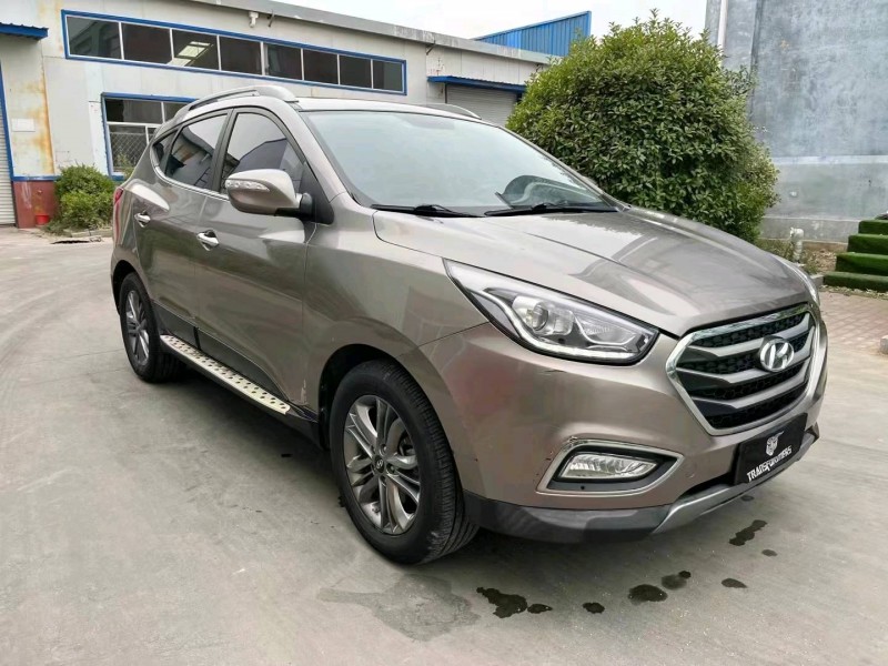 济南16年现代ix353