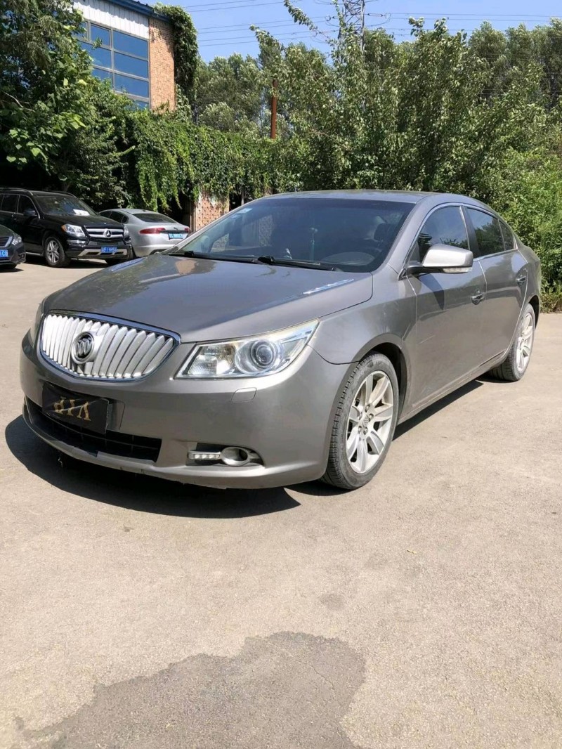 沈阳12年别克君越2