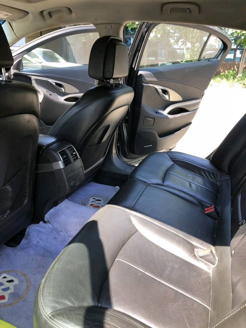 沈阳12年别克君越8