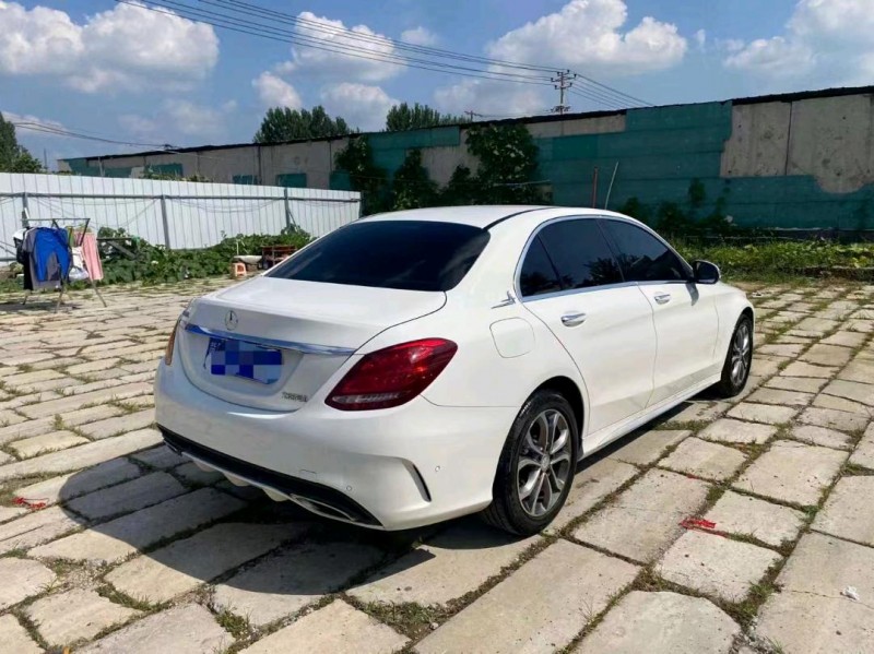 邢台15年奔驰C4