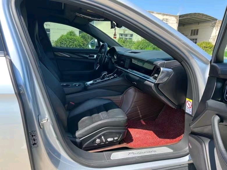 盐城18年保时捷帕拉梅拉6